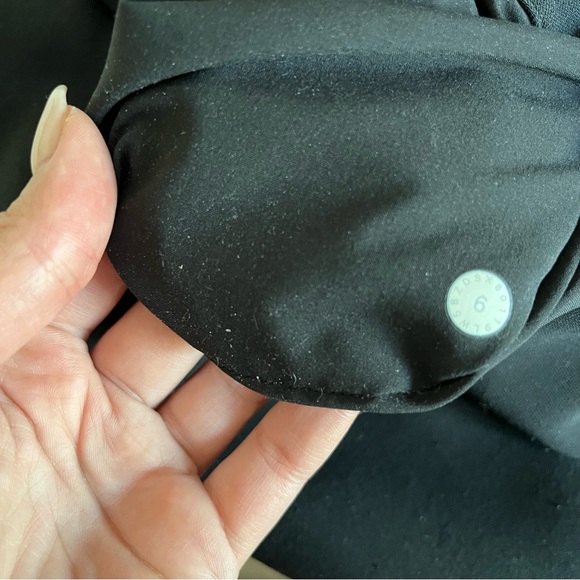 lululemon On The Fly Jogger - Picture 10 of 11